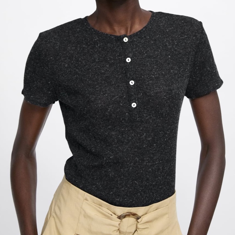 Zara Dark Gray T-Shirt With Buttons